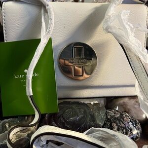 NWOT Kate Spade Ivory Newbury Lane Sally Crossbody with Gold Accent